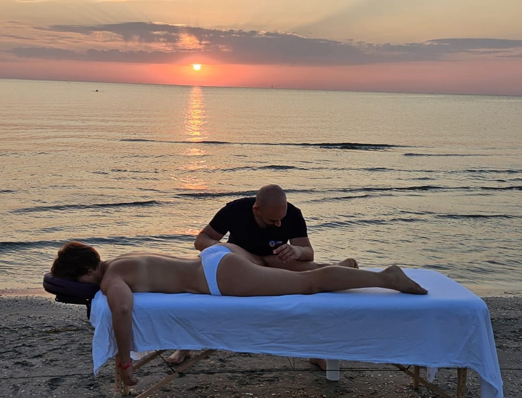 Masaža pri zalasku na vodi